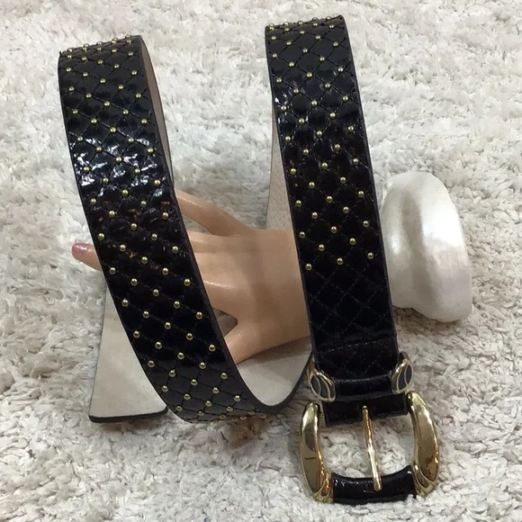 White House Black Market | Accessories | Whbm Black Quilted  display picture 1